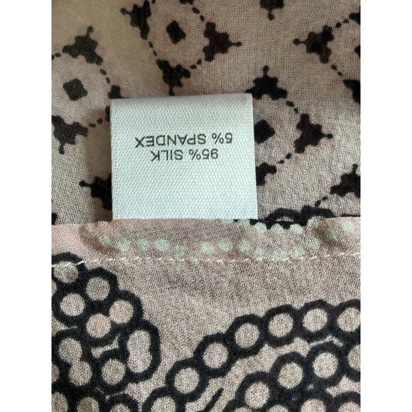 St. John Pink Black Floral Top Silk Blend Women’s Small Soft Girl Quiet Luxury - Picture 7 of 10